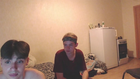 stralght_twinks  20-09-2022
